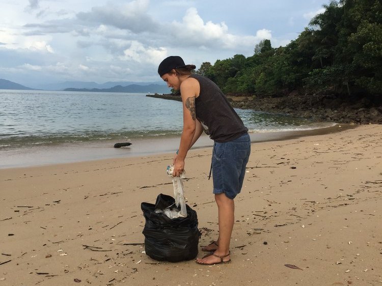 marina ozeankind plastikmüll koh phayam